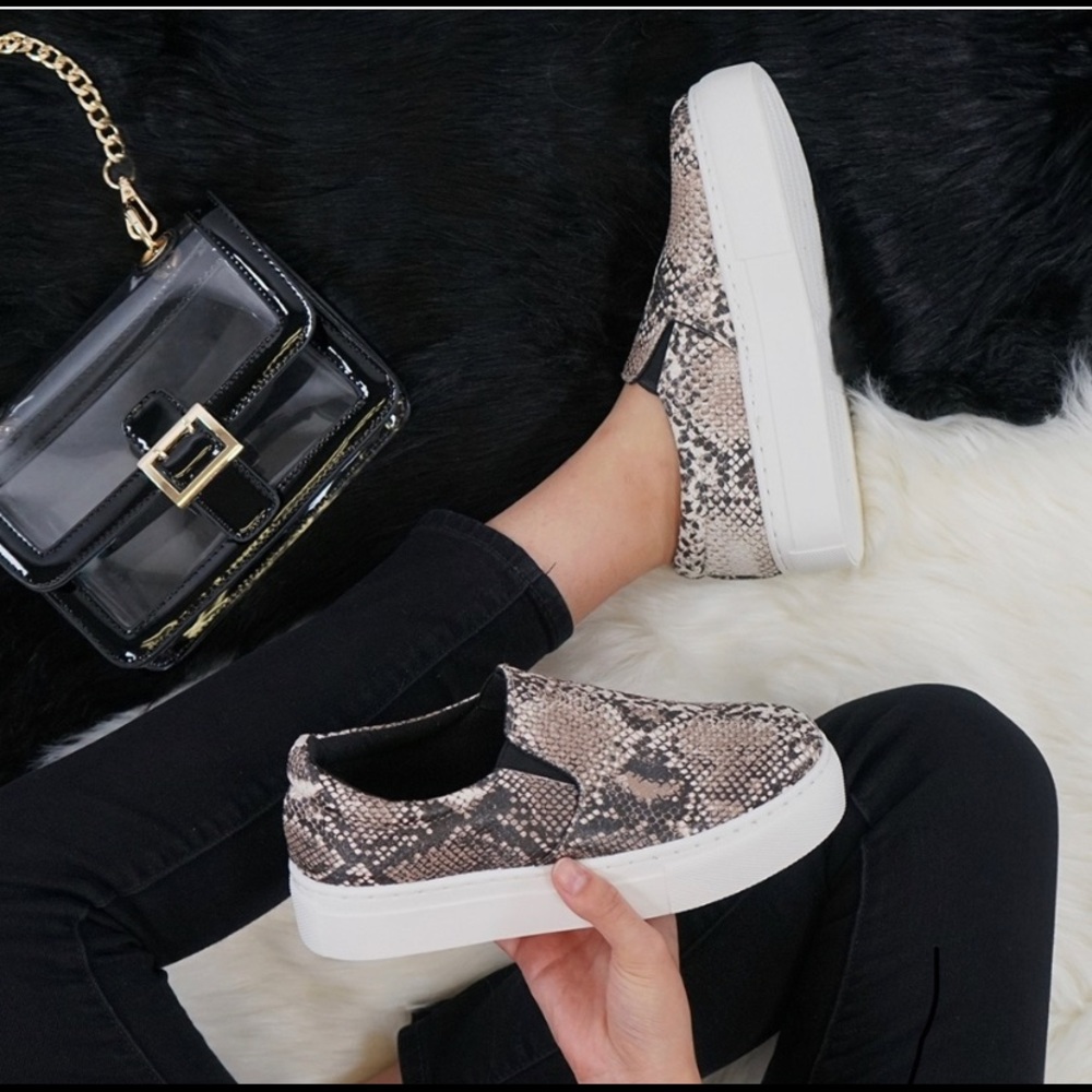 Snakeskin shoes